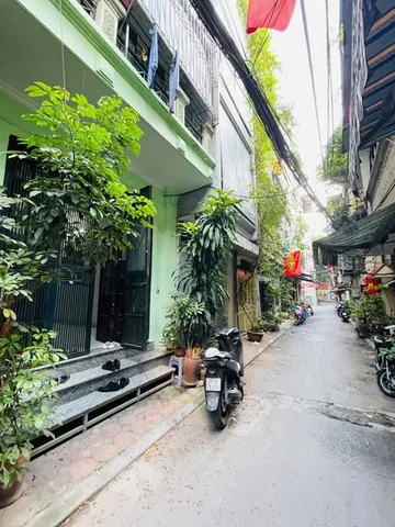 BÁN NHÀ ĐƯỜNG TẤY SƠN. 50M2 - 4 TẦNG. NGÕ THÔNG. KINH DOANH.