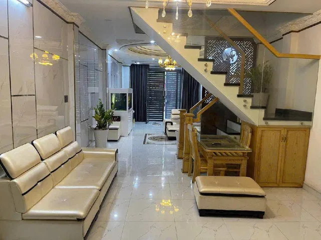 Bán nhà mặt tiền 2 tầng cắt Lý Phục Man; 4x16m; dòng tiền 220tr/năm; tiện kinh doanh