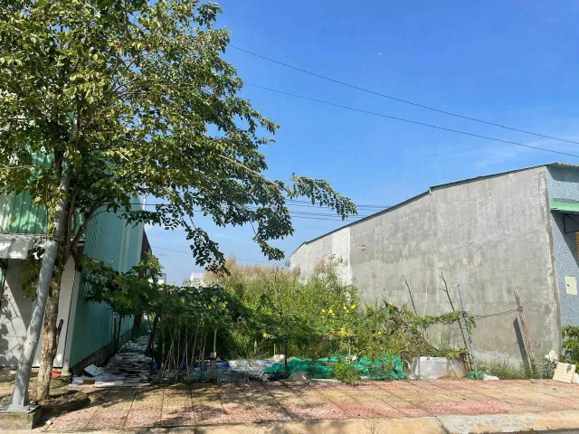 Lô Đất mặt tiền đường nhựa 5m×25m giá 1,7tỷ nay chủ hạ giá 1ty6 đường số 8 Galaxy Hải Sơn