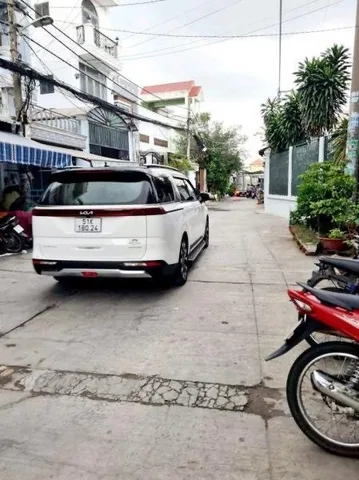 Bán nhà 2 Tầng HXH Lê Văn Quới BÌNH TÂN