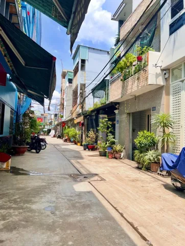 Nhà Đường số 12 - Sát kênh Tham Lương, 54m², Hẻm Oto, 4x14m, giá 5.05 tỷ, Bình Tân
