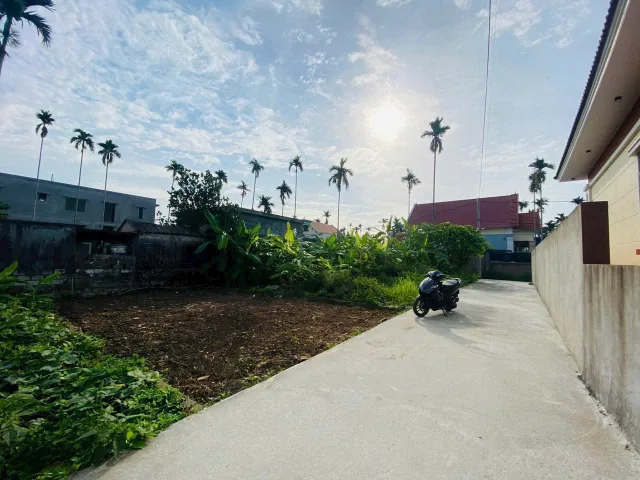 X Bán đất 70m² ngang 6,59m giá 1.39 tỷ Phường Thiên Hương( Lâm Động). liên hệ 0362558882