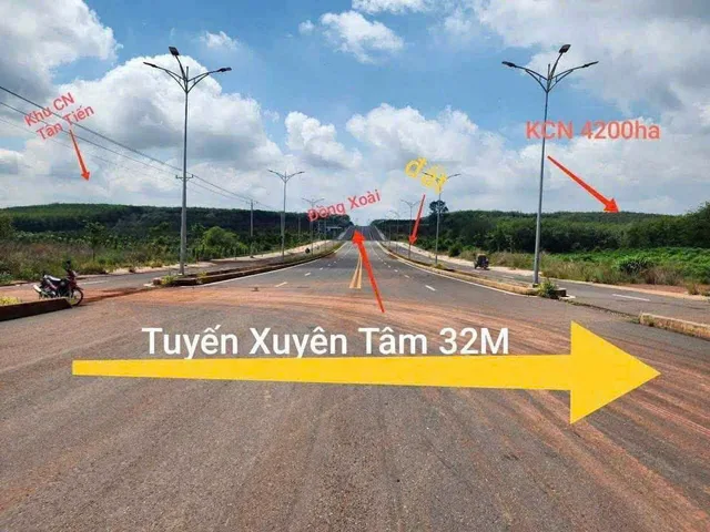Đất mặt tiền đường xuyên tâm ngang 7m 300 triệu sang sổ