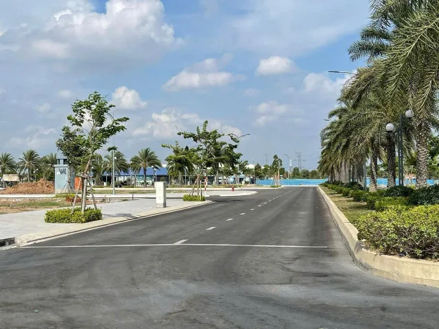 Bán đất nền Long Thành - Cách Sân Bay 5km - Pháp lý chuẩn - Giá 13triệu/m2