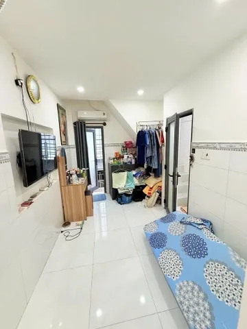 Bán nhà Bùi Thế Mỹ 3 tầng 2 mặt hẻm trước sau nhỉnh 2 tỷ
