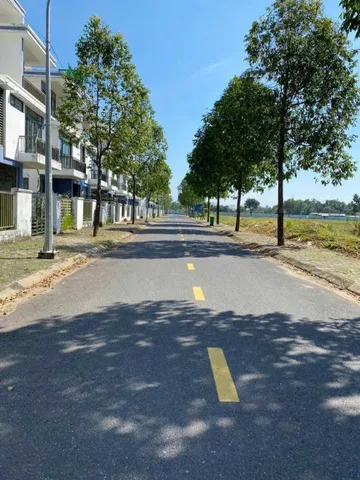 Bán đất cách Sân Bay Long Thành 5km - Mặt tiền đường 30m - Sổ Hồng Riêng - Giá 12triệu/m2