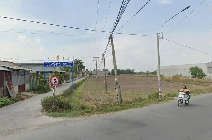 Bán 10.698m2 có 1383m2 thổ cư, 1/ Nguyễn Hữu Trí, Tân Bửu, Bến Lức, Long An