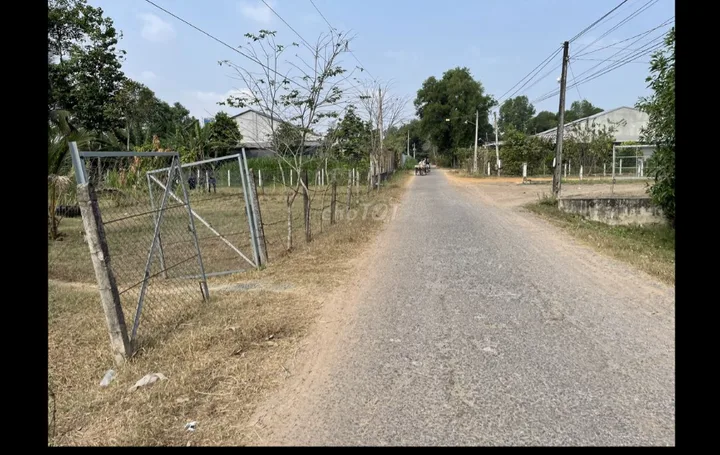 Đất nền kcn phước đông diện tích 200m2. thổ cư toàn bộ. giá cực tốt