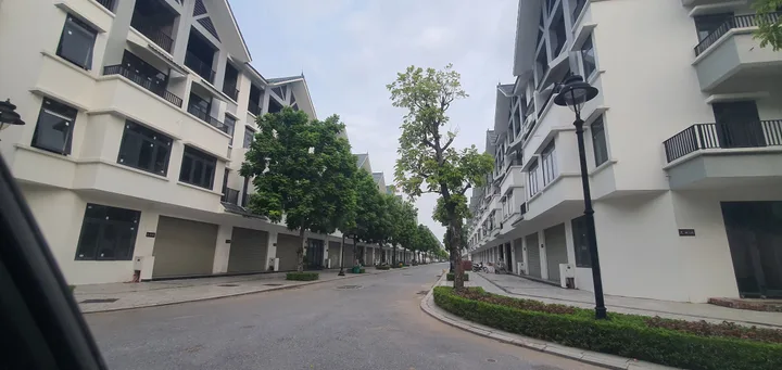 Liền kề Hinode Royal Park Full nội thất 5 tầng ở ngay, sdcc