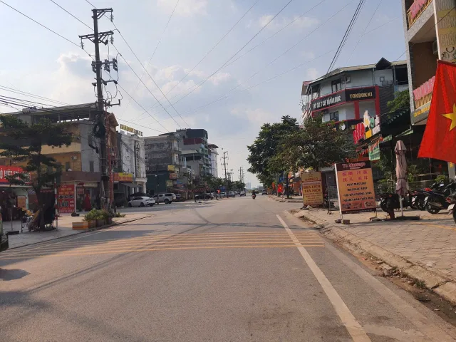 Bán 110m đất giãn dân lãm làng. Trung tâm KCN quế võ. Trục chính đường đàm văn lễ rộng 22m. Phường nam sơn bắc ninh