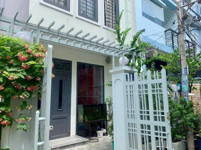Bán gấp nhà trệt 2 tầng 3pn 3wc hẻm xe hơi dt đất 67.8m² ngang 6m, giá chỉ 6.6 tỷ Bình Trưng Đông quận 2 cũ