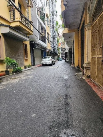 Bán đất phân lô Hoàng Văn Thái! Tặng nhà C4 51m2 mặt tiền 5m chỉ nhỉnh 16 tỷ - Ngõ thông thoáng, ô tô vào nhà, tiện xây toà CHDV