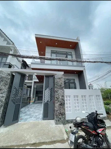 Biệtthự mini Xây mới Ngay Biên Hòa. Ngang 8m dài 12m vị trí trung tâm.