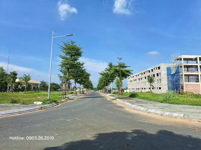 Bán đất Lương Sơn, lô liền kề 110m2 thuộc dãy LK4 hướng Đông Nam
