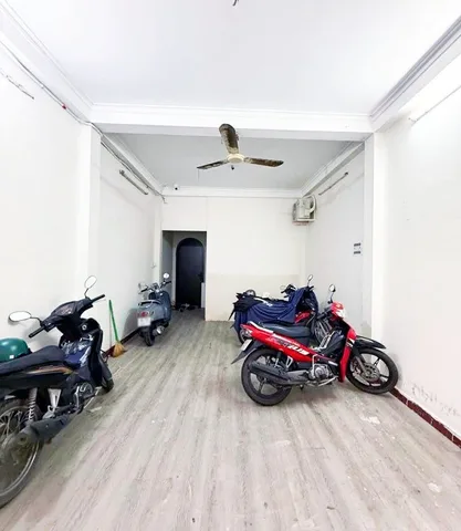 Nhà 4 tầng, Hẻm Xe Hơi 5m, Cách Mạng Tháng 8, Tân Sơn Nhất, 66m2, chỉ 12.9 tỷ TL