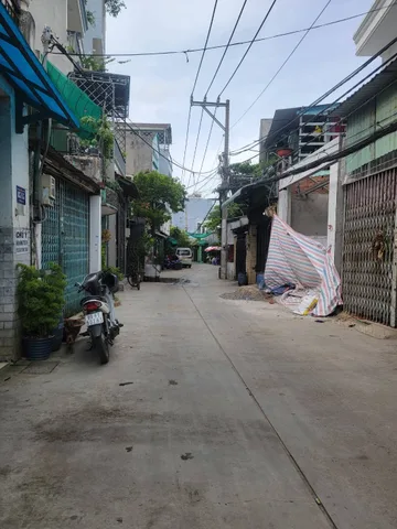 Bán nhà gấp 2 Tầng HXH số 9 bình tân