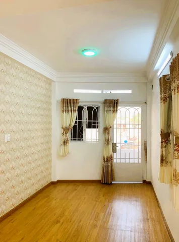 Bán Nhà riêng 12m2 giá 2.4 tỷ tại Phường Tân Sơn Hòa TP. Hồ Chí Minh