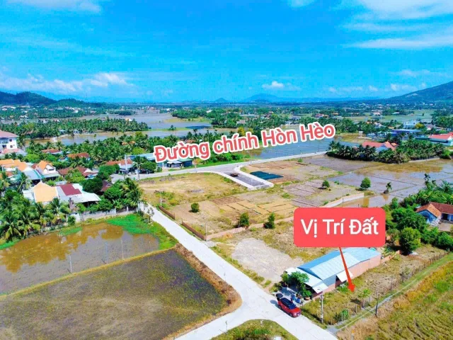 0763615365 Bán đất 303m² giá 1.8 tỷ Phường Ninh Hòa Z103