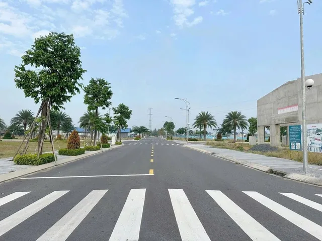 Chỉ tầm 2Tỷ có hơn 150m2_Ngay đại lô Bắc Sơn Long Thành. Hạ tầng 100%_ Full thổ cư_Có sổ hồng. Tặng ngay Sh 125i và chiết khấu tới 15%