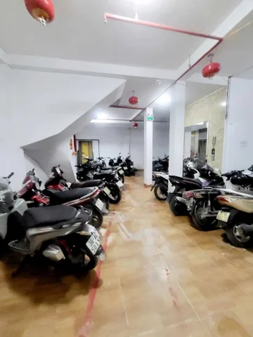 BÁN TÒA CCMN ĐƯỜNG TÂN TRIỀU. 90M2 XÂY 8 TẦNG. THANG MÁY. 24 PHÒNG KK.