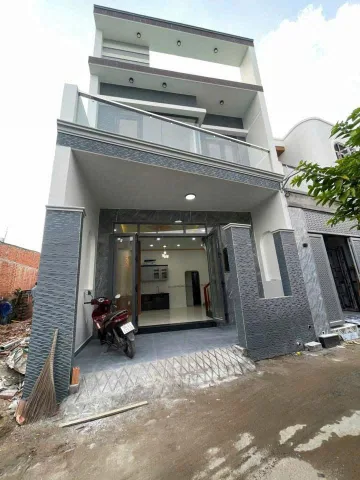 Bán nhà phường tân vạn diện tích 60m sàn 120m 

3pn 2wc hoàn công xây dựng 

Hẻm 3m oto kia moning thông

Giá 2ty5 thương lượng chính chủ

Liên hệ e xem nhà: 0971654649; 0356.555.258