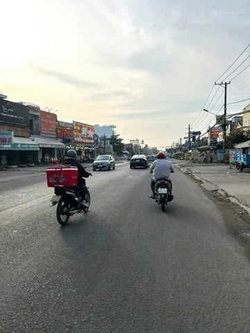 Mặt tiền đường rộng rãi 60m kết nối sb Long Thành chỉ 7p di chuyển, sổ sẵn mua ngay giá chỉ 10tr/m2