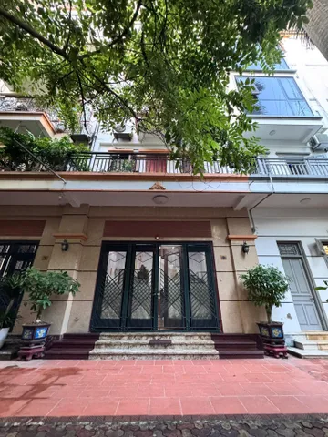 BÁN NHÀ TRẦN CUNG – 64M² – 4 TẦNG – MẶT TIỀN 5M – OTO ĐỖ CỬA – GIÁ 18 TỶ