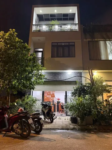 BÁN NHÀ FULL NỘI THẤT GỖ CHỈ 2TỶ850TR Ở NGUYỄN VĂN QUÁ, Q12. SỔ SẴN
