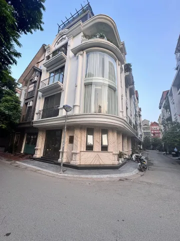 BÁN TÒA NHÀ KĐT VĂN QUÁN. 90M2 XÂY 6 TẦNG. THANG MÁY. LÔ GÓC. KINH DOANH.
