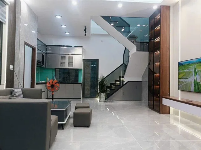 ⭐️ Nhà Lô góc SHR 2 tầng HXH 101m2 – Đặng Thúc Vịnh Hóc Môn