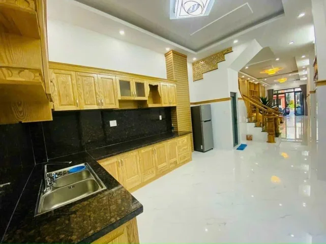 BÁN NHÀ 1 TRỆT 2 LẦU MẶT TIỀN NGUYỄN AN NINH, KINH DOANH SẦM UẤT - 72m2 - 9,8 tỷ