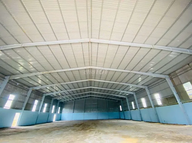 Cho thuê xưởng mới 2400m2.Giá 155 triệu,Đầy đủ giấy tờ,Nam Tân Uyên,BD