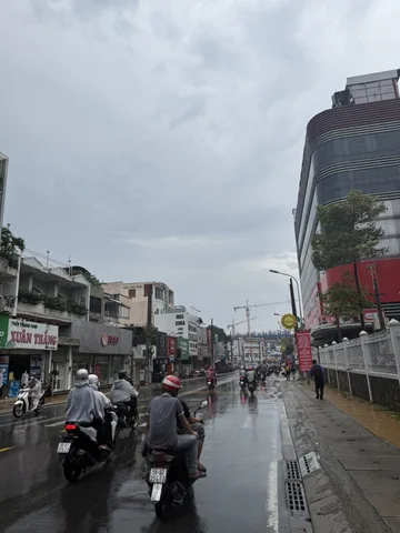 180tr/m2 NHÀ MẶT TIỀN VÕ VĂN NGÂN, LINH CHIỂU - 217m2 - GIÁ 40 TỶ TL - DÒNG TIỀN 75tr/THÁNG