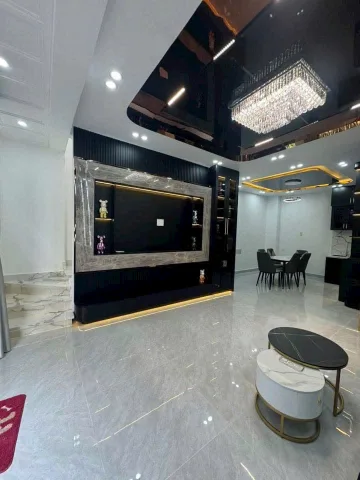 Nhà đẹp 2 tầng Thị Trấn Nhà Bè; DTSD 100m2 (3PN) cách MT 20m; xem nhà thích ngay