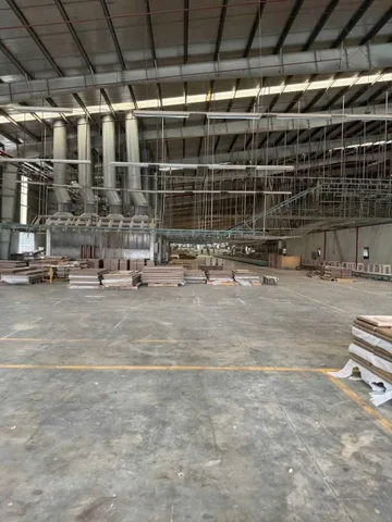 Cho thuê nhà xưởng 7000m2 trong  KCN  Sóng Thần - Dĩ An  Bình Dương 

- Tổng diện tích : 14000m