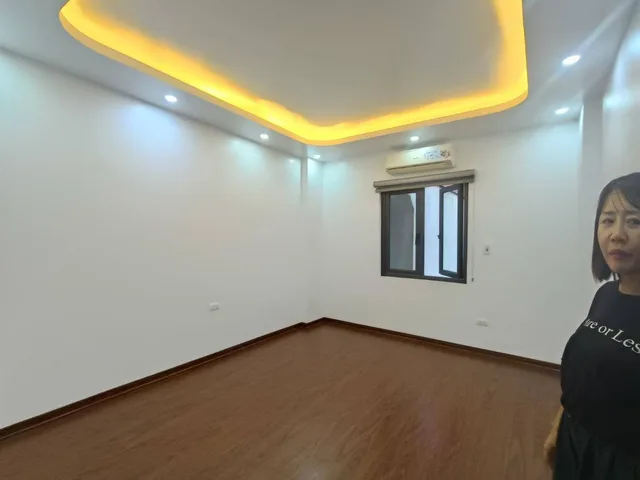 BÁN NHÀ TĂNG THIẾT GIÁP – 5 TẦNG THANG MÁY – Ô TÔ ĐỖ CỬA – GIÁ CHỈ 9.3 TỶ