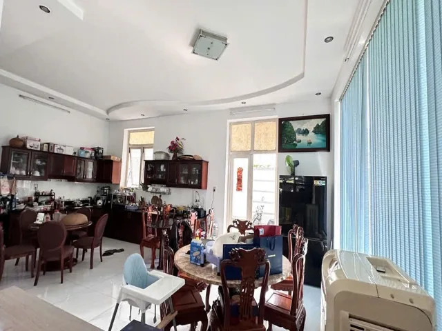 ⭐️⭐️ Biệt thự Vuông 4 tầng Đ.12m  – Lê Thị Riêng Quận 12