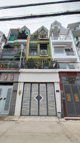 Nhà 4 Tầng - Hẻm ôtô, DT: 64m² , giá 6 tỷ Phường Bình Tân