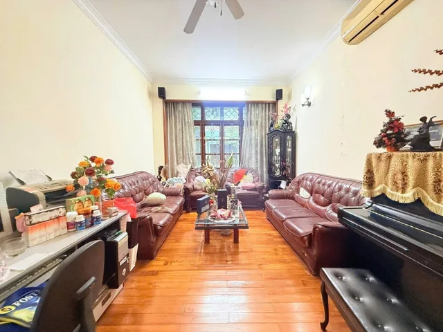 Bán nhà Huỳnh Thúc Kháng 80m² ngang 4m giá 37 tỷ Phường Láng (LH: Zalo 0862299066)