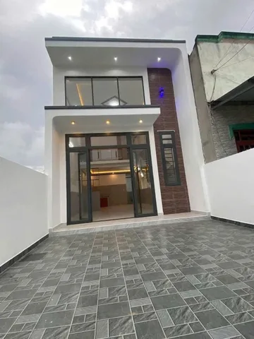 Bán nhà 1 trệt 1 lửng gần cây xăng thạnh phú sổ riêng thổ cư 100%.