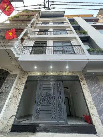 Bán Gấp Nhà 5 Tầng Phố Chiến Thắng,Hà Đông,Nhà Ngõ Ô Tô,Sổ Đỏ Vuông,DT 32m2,Mặt tiền 5m