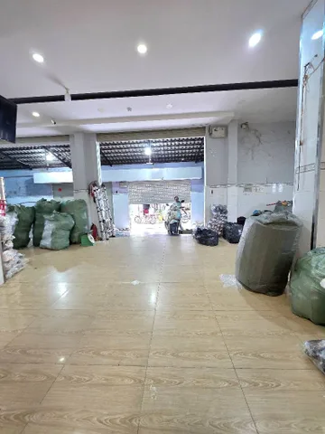 Nhà 3 Mặt Tiền, Hẻm ôtô, DT: 187m² full thổ cư ngang 17m giá 14.9 tỷ tại Phường Bình Trị Đông