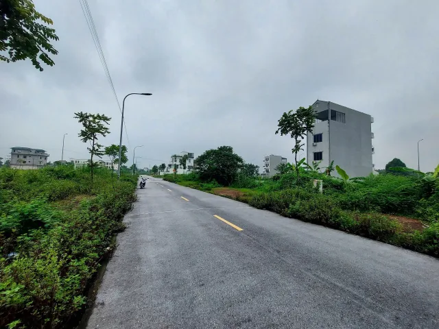 Bán 280m đất biệt thự khu đấu giá kim chân dãy C  nhìn vườn hoa. Phường vũ ninh bắc ninh