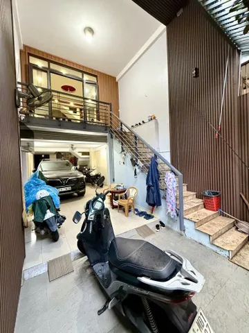 Bán nhà mặt tiền 90m²(4.3m x 21m x 5 tầng) giá 12.4 tỷ đường B, Phường Phú Thạnh