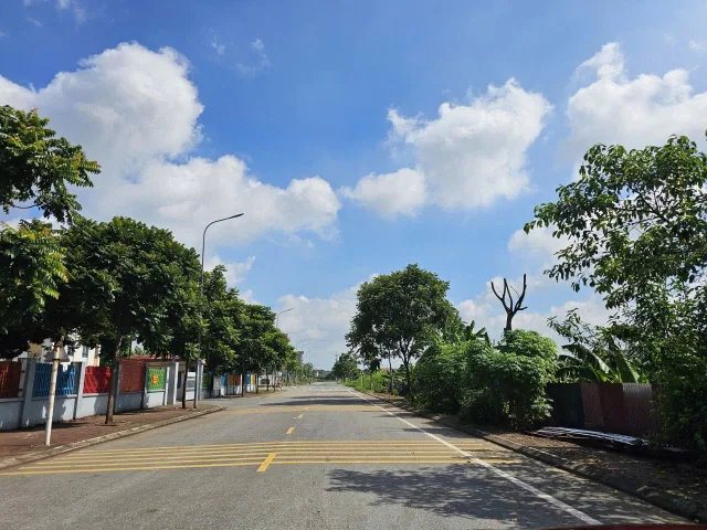 Bán 90m đất khu đấu giá kim chân dãy G. Cạnh trường mầm non và uỷ ban phường. Đường rộng 20m. Phường vũ ninh bắc ninh