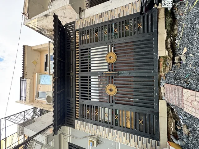 Nhà 3 Tầng - Hẻm ôtô - DT: 4x15= 60m² , giá 6.5 tỷ Phường Phú Thọ Hòa