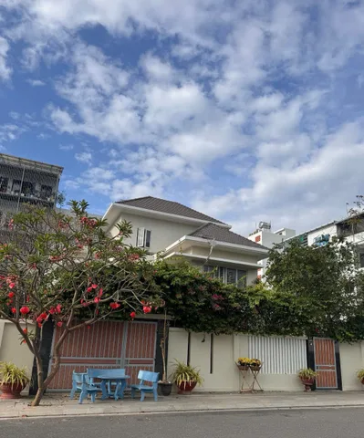 Bán Biệt Thự cao cấp 320m² full thổ cư ngang 16m giá 27 tỷ tại Phường Nam Nha Trang