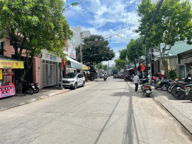 Bán nhà 68.2m² ngang 4m giá 5.3 tỷ Phường Tây Nha Trang