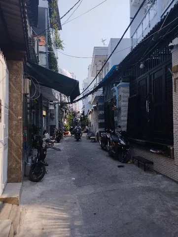 NHÀ 3 TẦNG HẺM BÙI VĂN BA, P. TÂN THUẬN ĐÔNG, QUẬN 7, 35M2, NHỈNH 4T
