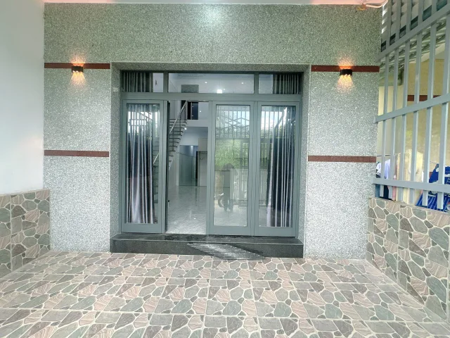 Nhà 1 trệt 1 lầu đường xe hơi 7 chỗ phường Phú Tân